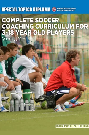 COMPLETE SOCCER COACHING CURRICULUM FOR 3-18 YEAR OLD PLAYERS (Color) (B5)