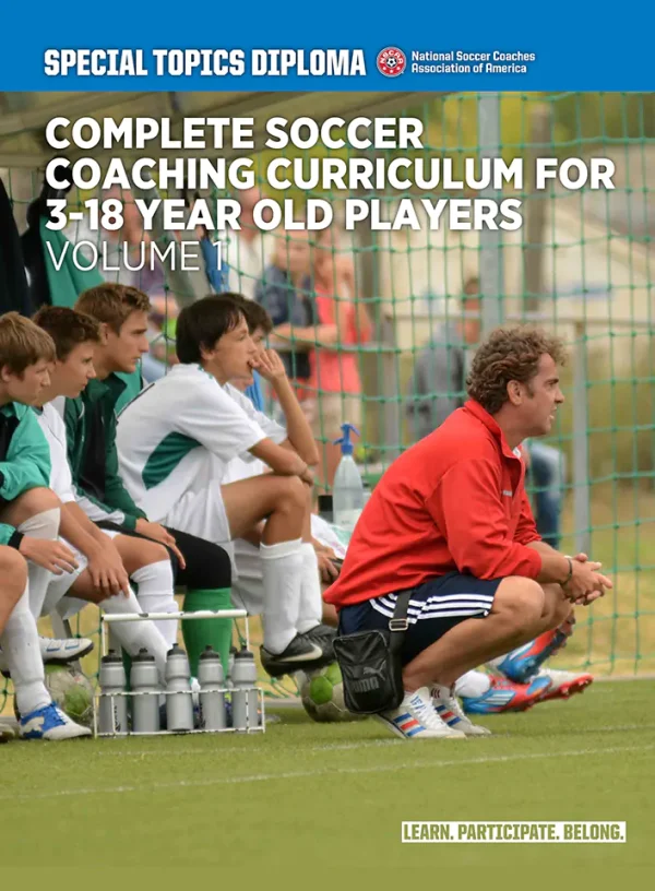COMPLETE SOCCER COACHING CURRICULUM FOR 3-18 YEAR OLD PLAYERS (Color) (B5)